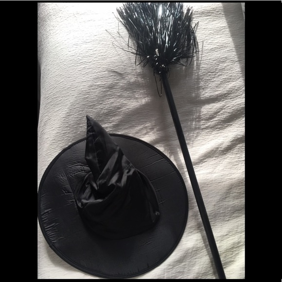 Adorable Witch Halloween Costume - Picture 5 of 5